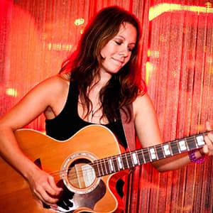 Shauna Sweeney, Vocalist